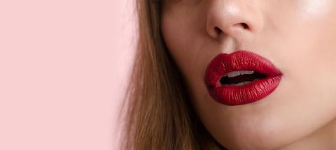 THE PERFECT RED LIP