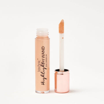 An opened highlighter wand in the shade Beam Me Up on a white background.