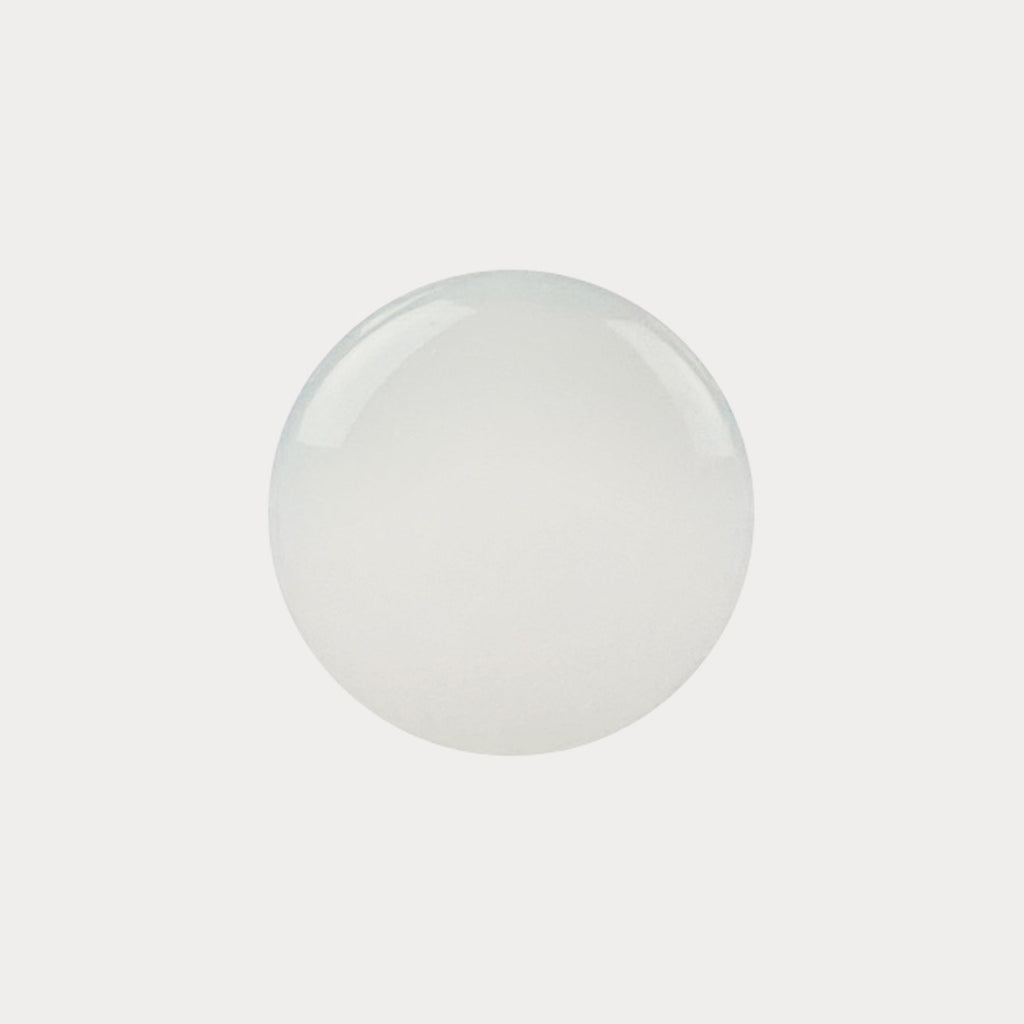 A swatch of the shade White.