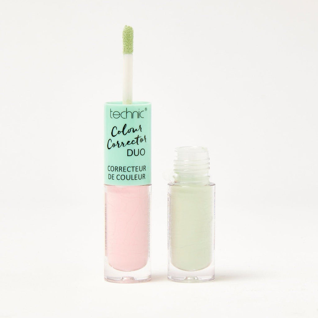 A green and pink colour corrector duo open on the green side on a white background.
