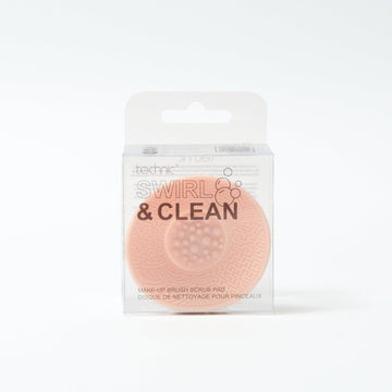 A swirl and clean brush cleaning in clear packaging in front of a white background.