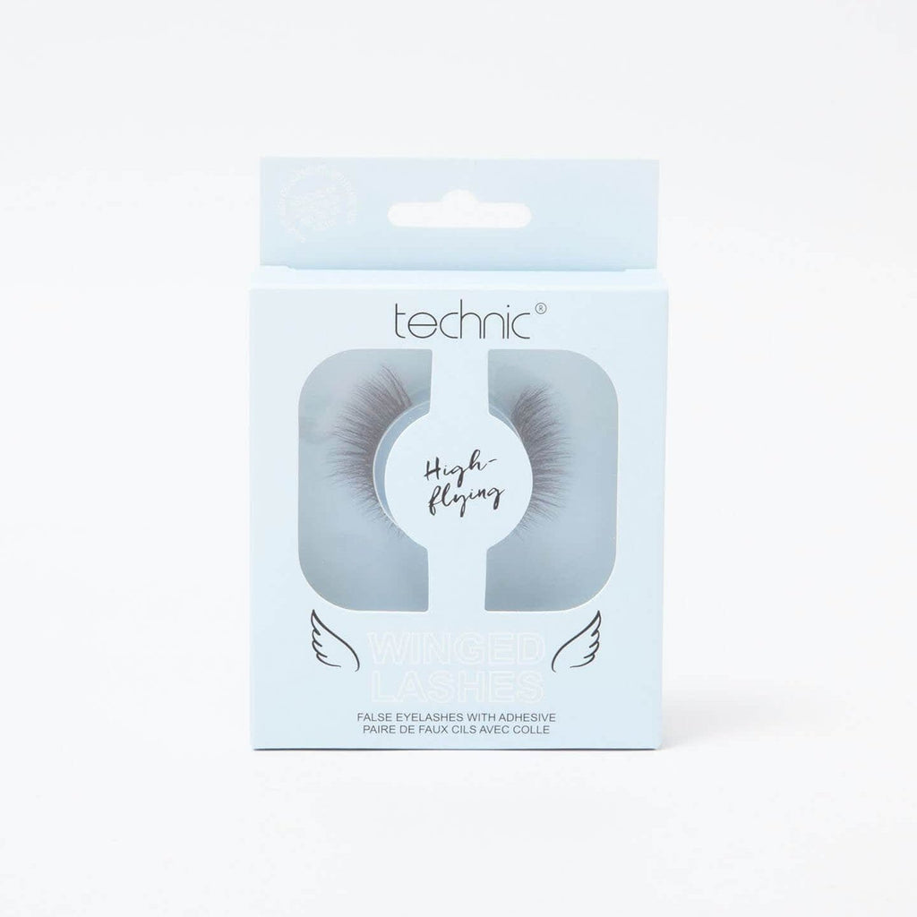 Winged lashes in the style High-Flying in a light blue box in front of a white background.