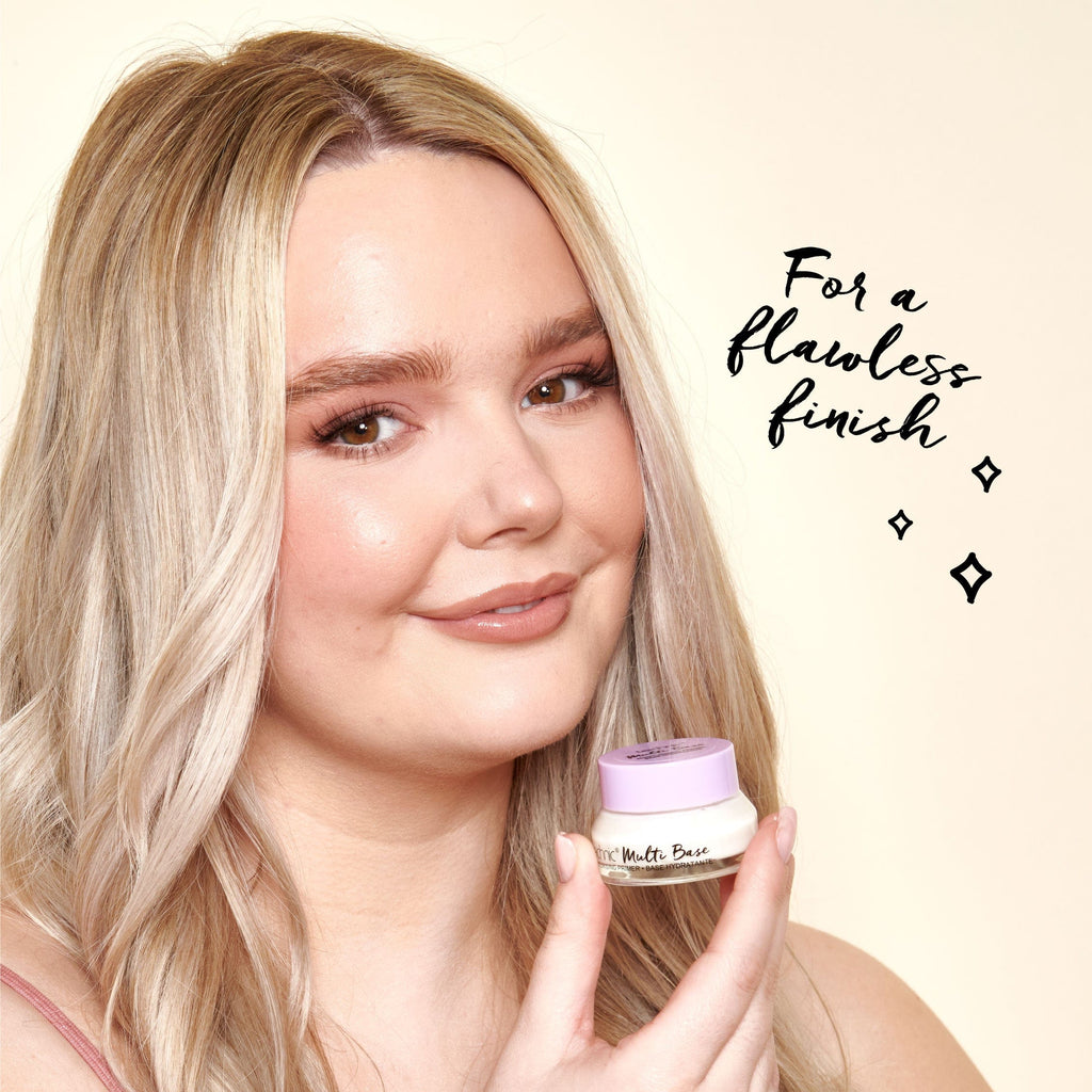 A model holding the multi base.