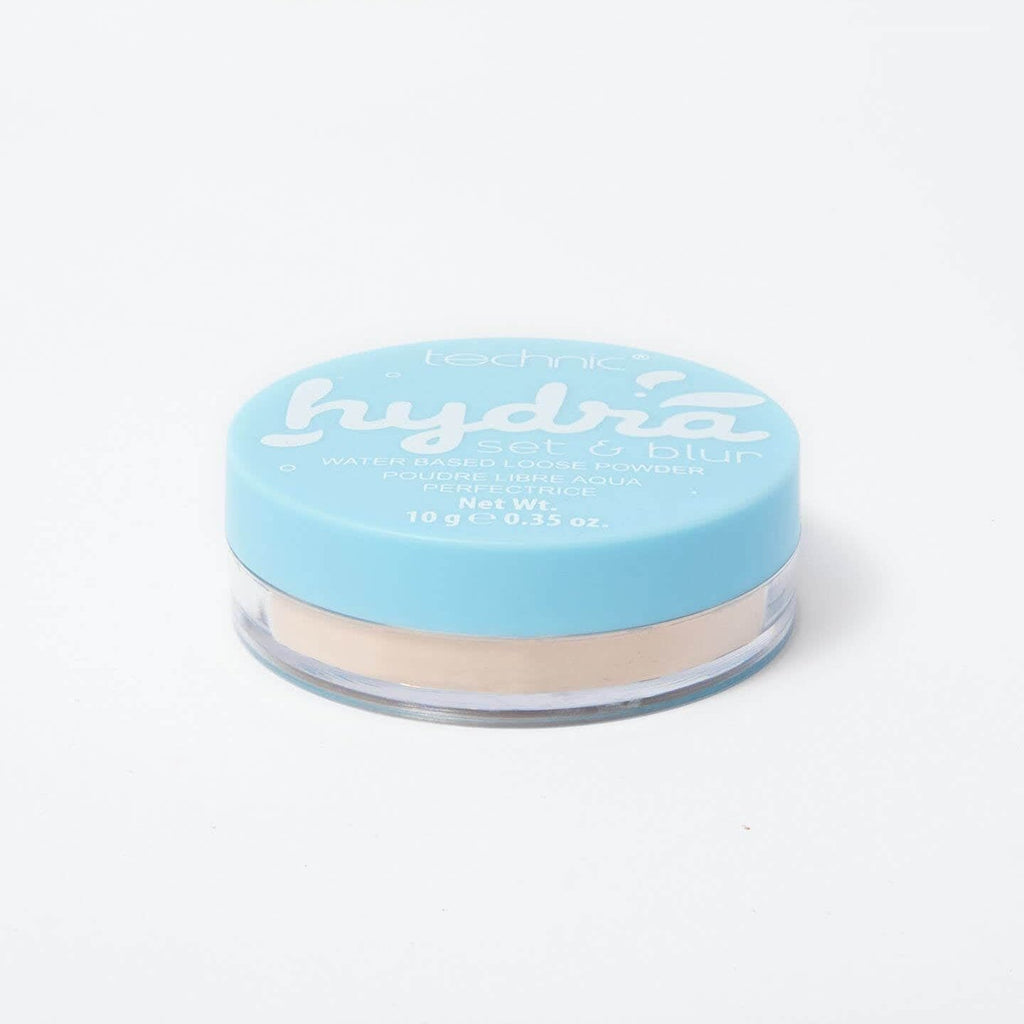 A hydra set and blur powder on a white background.
