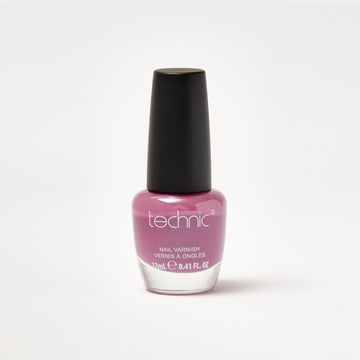 A nail varnish bottle in the shade Boudoir in front of a white background.