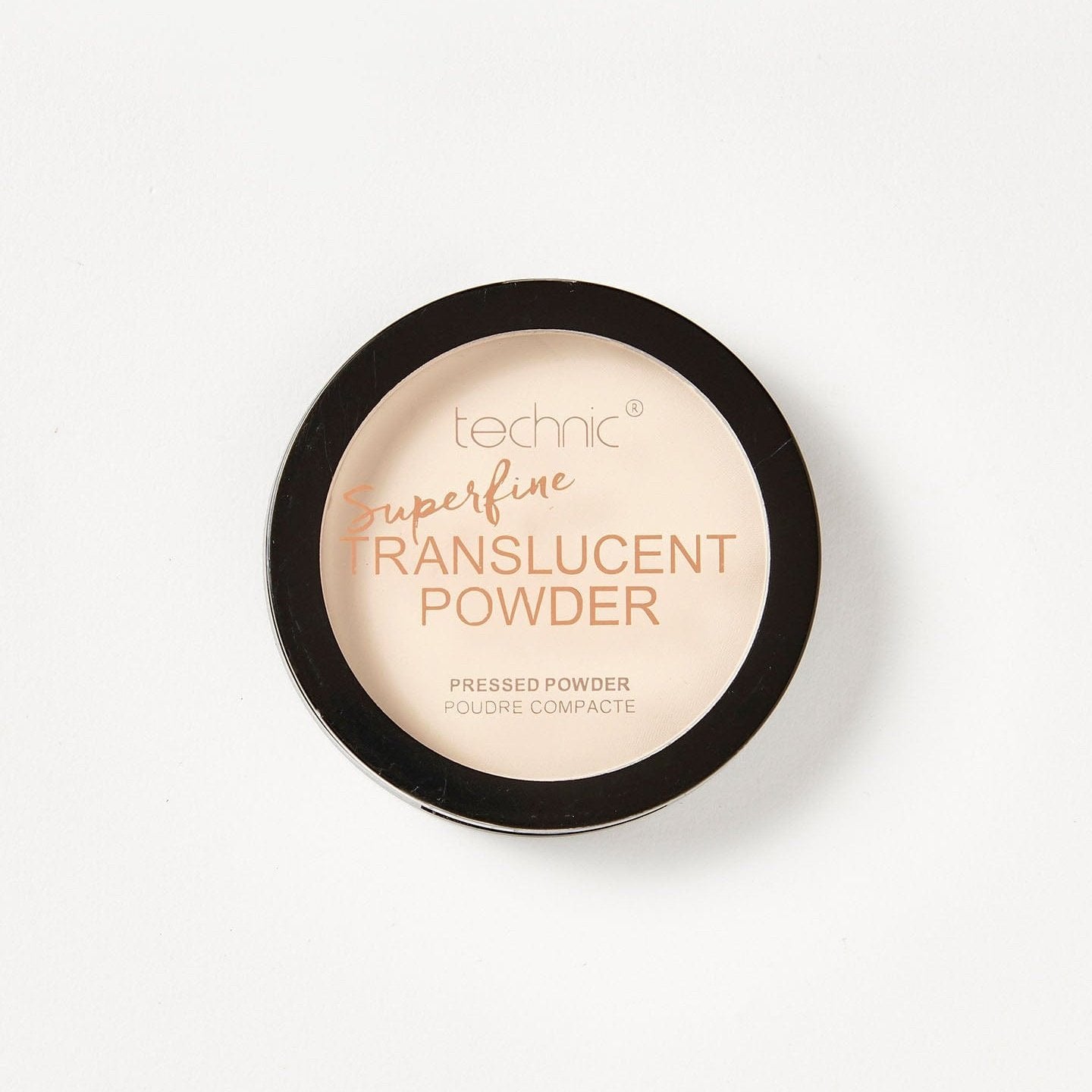 Translucent clearance pressed powder
